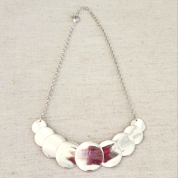 Nonbranded Jewelry - Elegant Silver Necklace